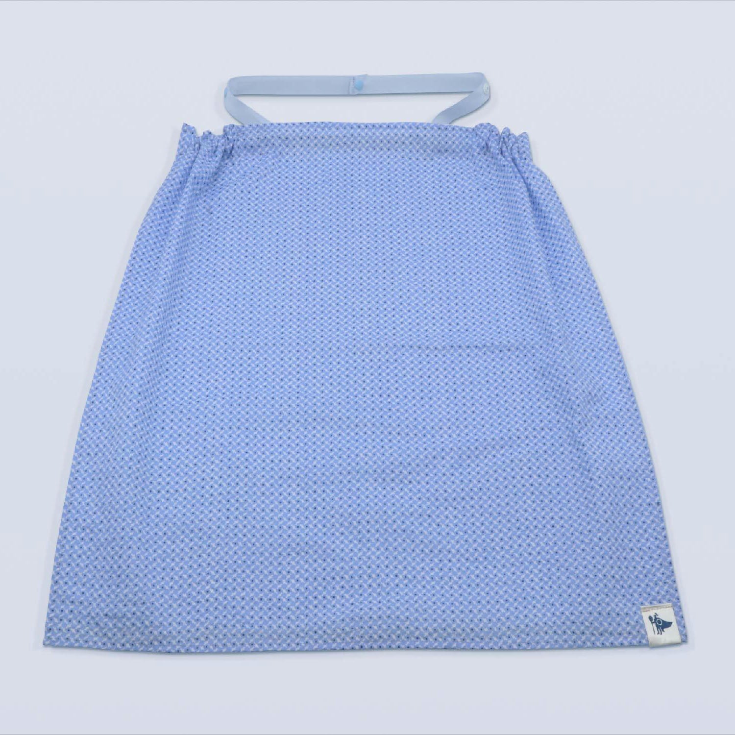 食事中のエプロン使用例 大人の食べこぼし対策