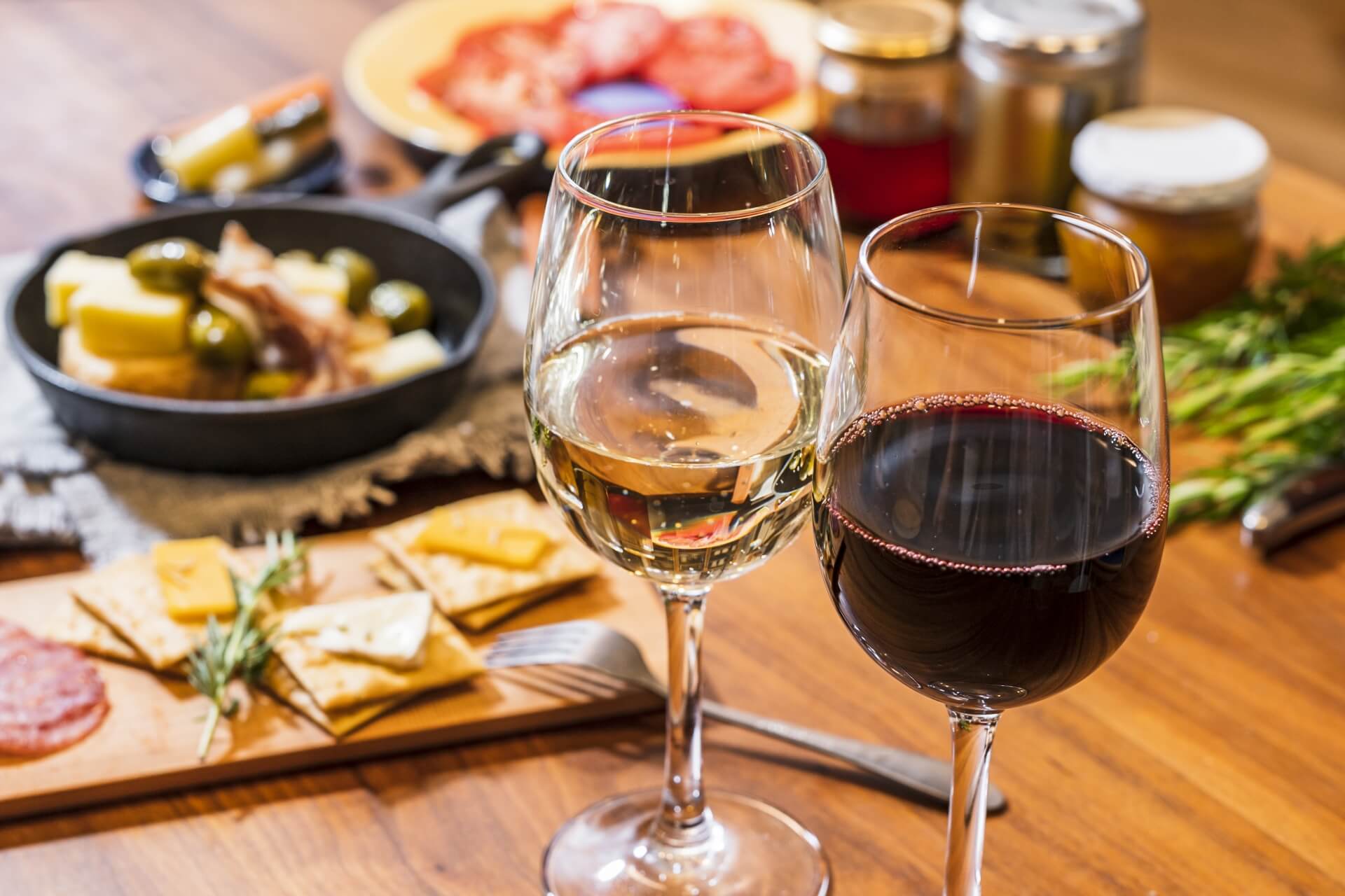 The appeal of a nursing care meal apron that can be used comfortably in restaurants